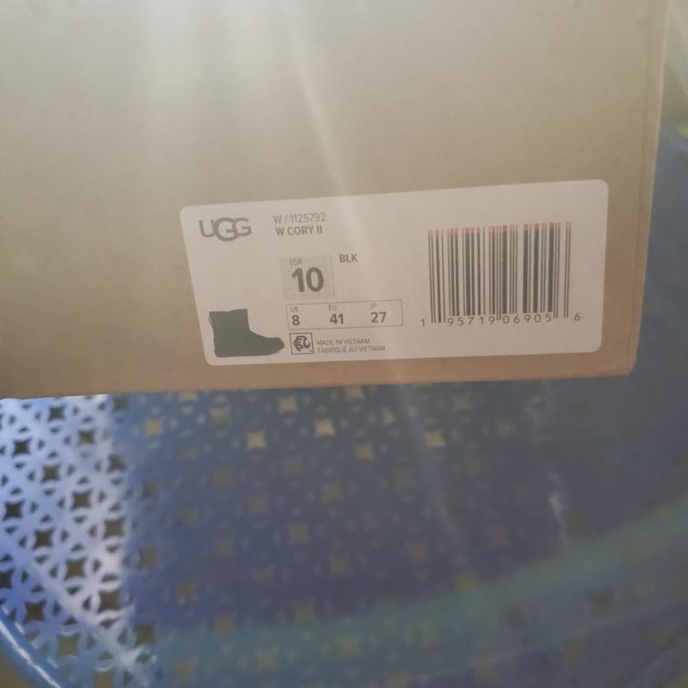 Ugg Cory II Booties - Picture 4 of 6